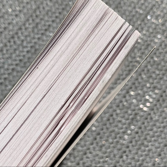 The Best Yes, by Lysa TerKeurst - Picture 3 of 3